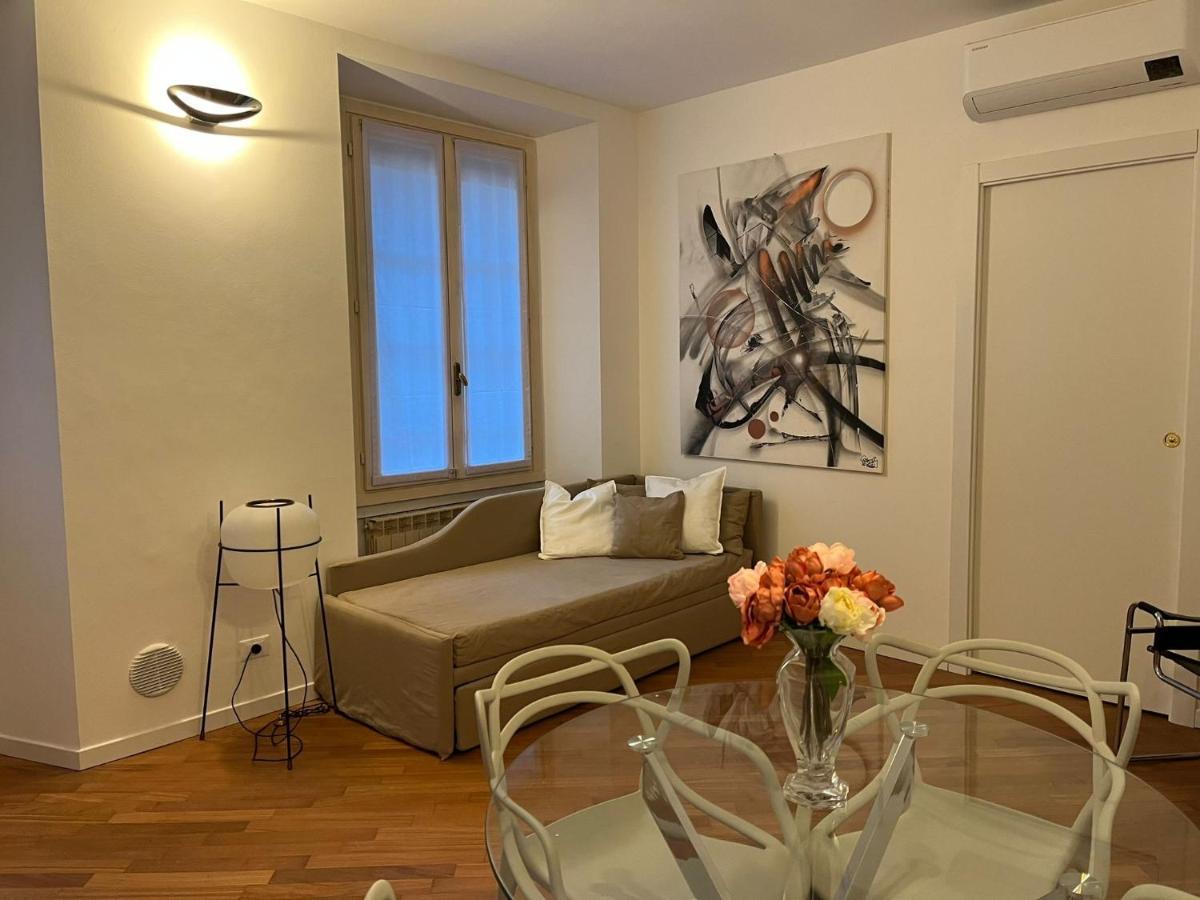 Casa Vercelli Delizioso Bilocale Moderno Nella Vecchia Milano Exterior foto
