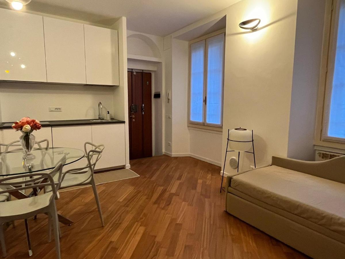 Casa Vercelli Delizioso Bilocale Moderno Nella Vecchia Milano Exterior foto